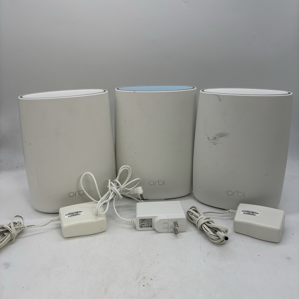 Set of 3 NETGEAR Orbi Routers RBR50v2, Satellite RBS50v2, Router RBR50 Wifi - Picture 9 of 14